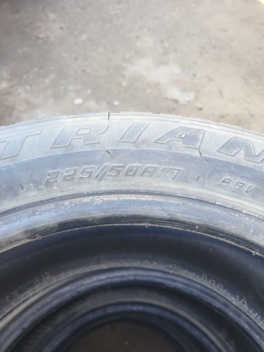 Продам шины всесезонные р17