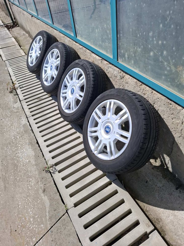 Продавам оригинални джанти с гуми на Фиат/ Fiat