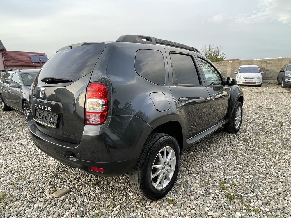 Dacia duster 2015/1,2 tce /6 viteze /90 mii km !!