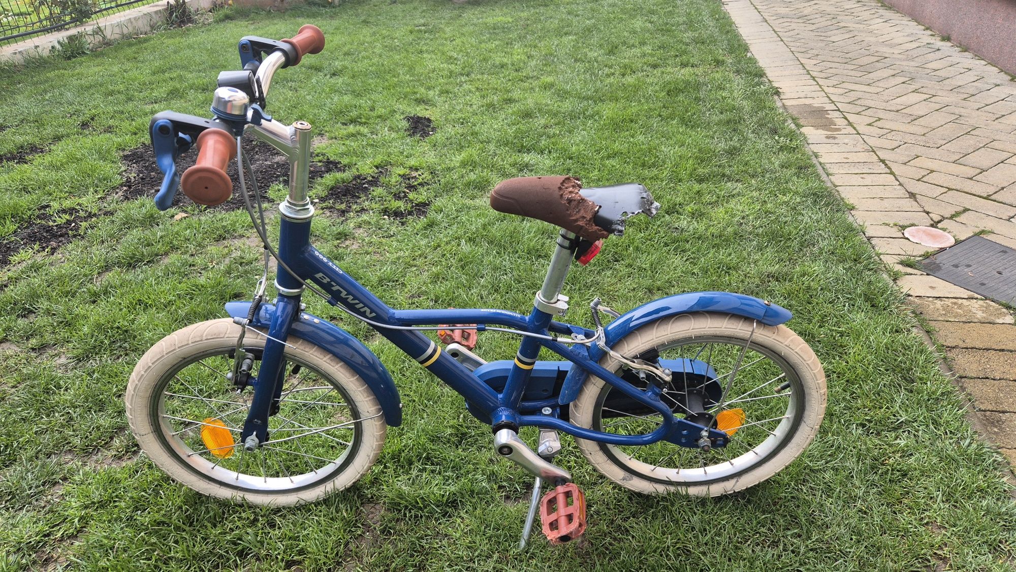 Bicieta B-twin, 16", albastra, 4-6 ani, 105-120cm