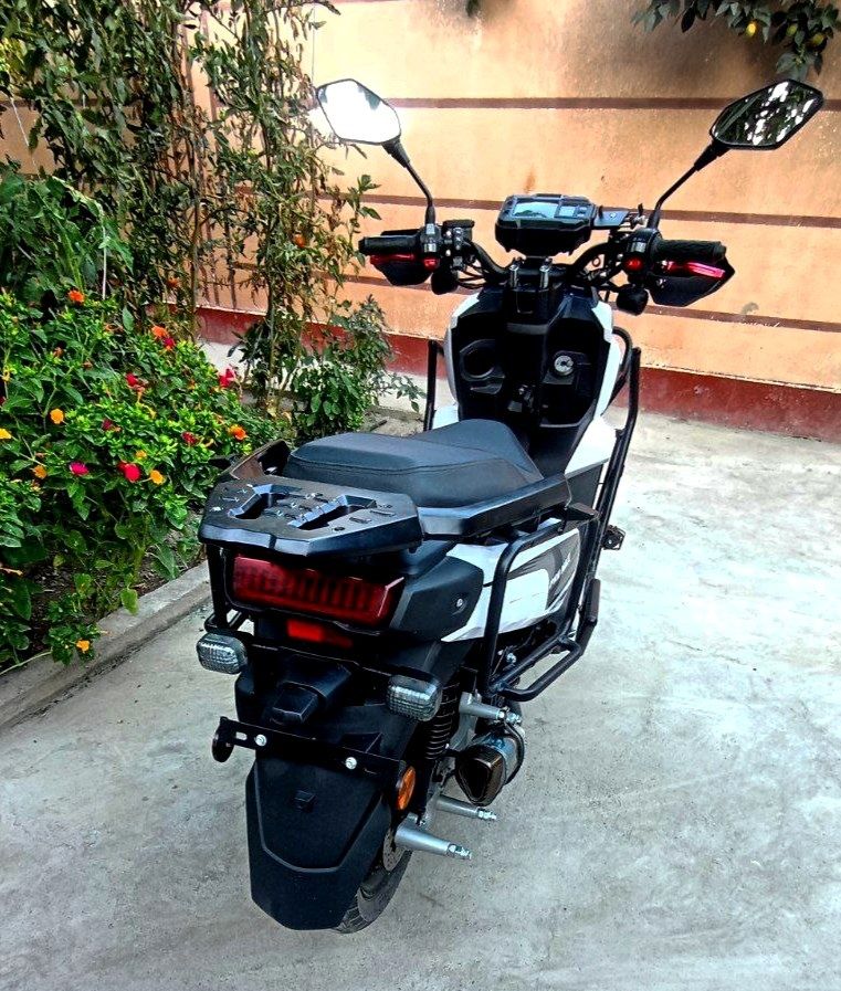 Bas Moto Tank Pro Maxs