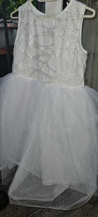 Бяла рокличка за принцеси