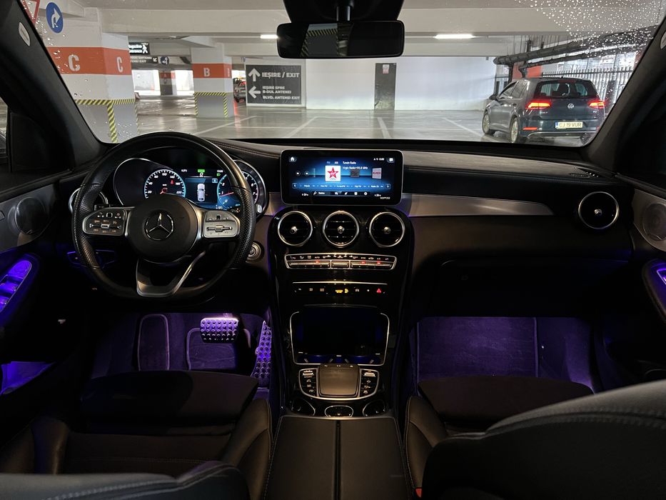 Mercedes-Benz GLC Coupe 300  4 Matic Amg line