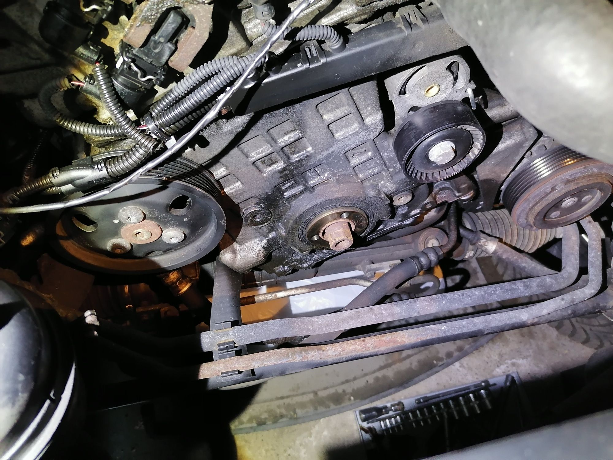 Смяна на верига BMW e90, e46, e83, n42/n46