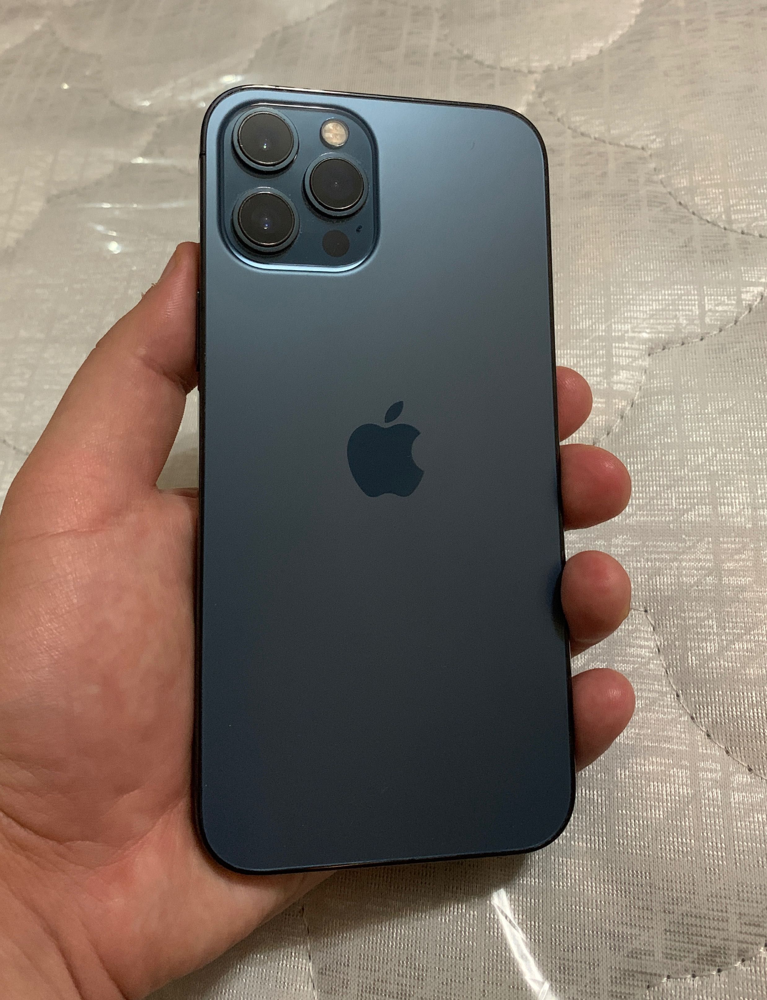 iPhone 12 Pro Max LL/A 256 gb dark blue