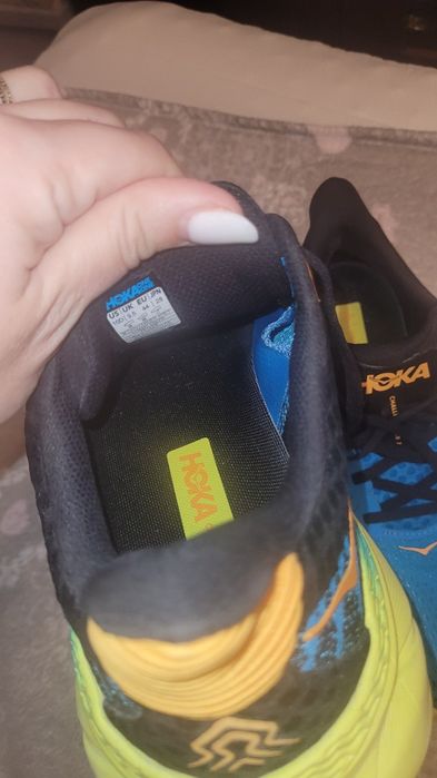 Hoka marime 44 stare bună