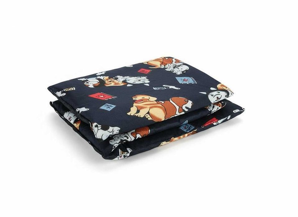 Casuta pliabila pentru pisici si caini mici cu pat moale 32x34x30 cm