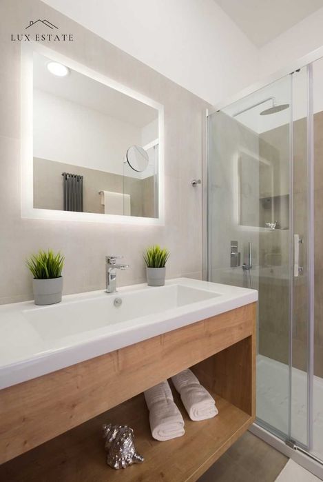 Продава се Двустаен апартамент в София, Хиподрума - 68 кв.м за 2750 €/кв.м - Снимка #2