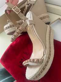 Sandale platforma Louboutin marime 39