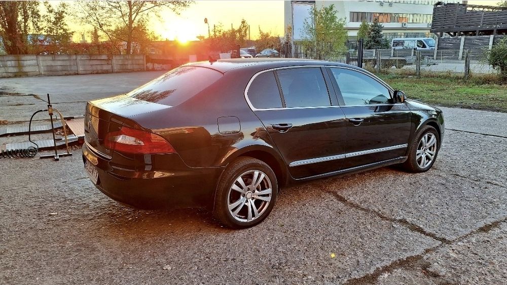 Vând Skoda Superb 4x4 2,0 TDI 170 CP