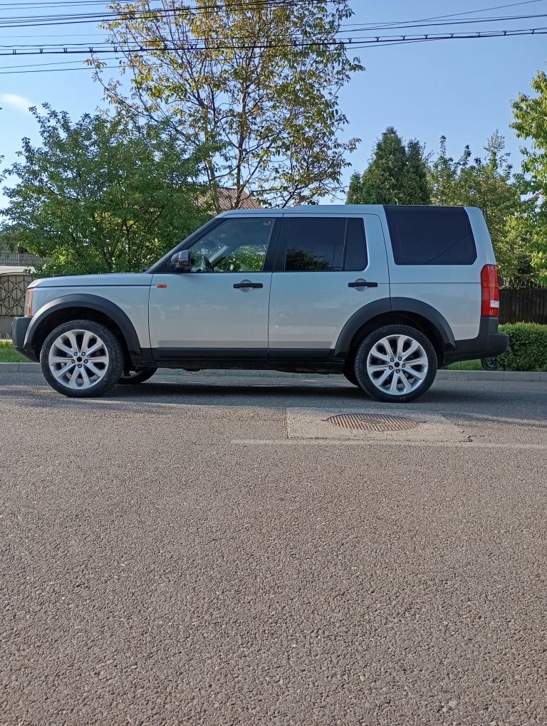 Discovery3 TDV6 HSE 186000km reali