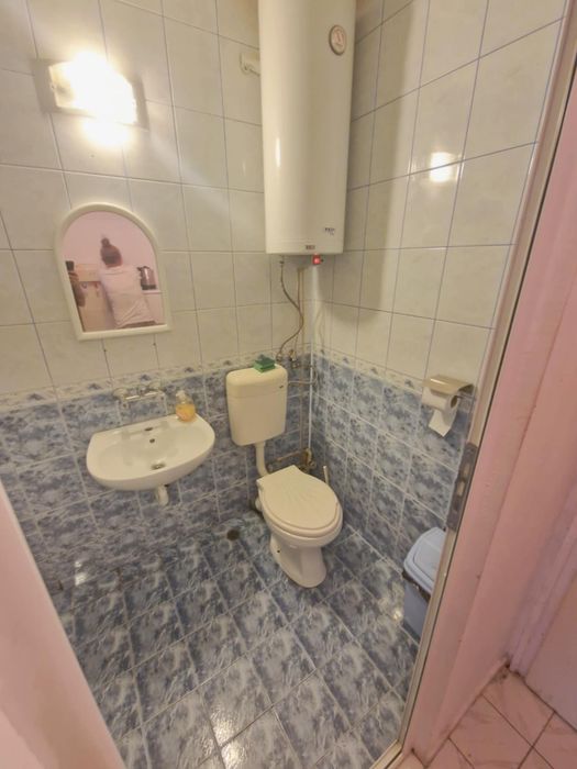 Дава се под наем Едностаен апартамент в к.к. Слънчев бряг - 25 кв.м за 6.12 € - Снимка #3