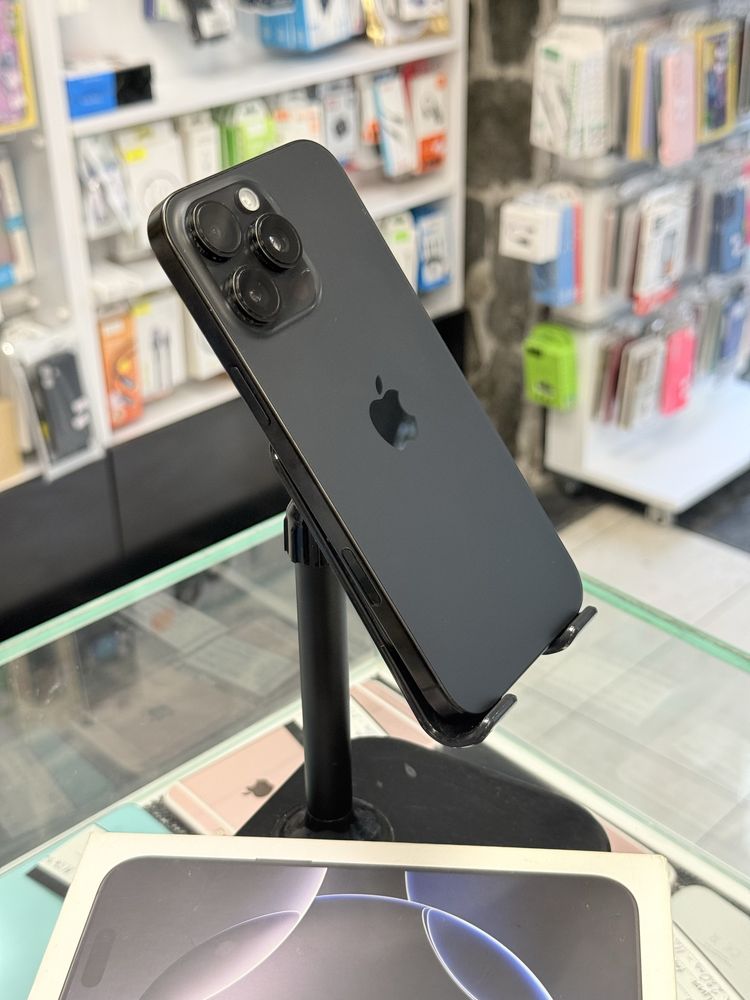 Apple iPhone 16 Pro Max 1TB Black Titanium