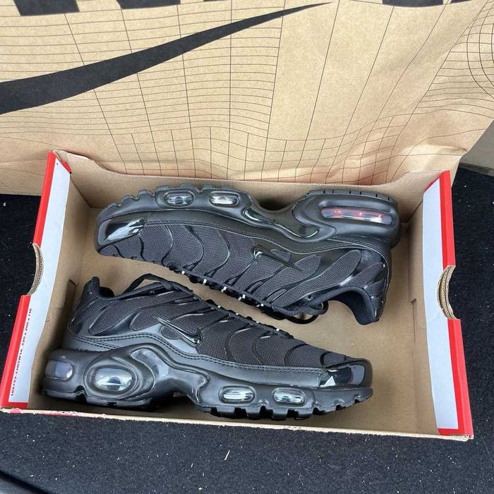 Air Max Plus TN Triple Black