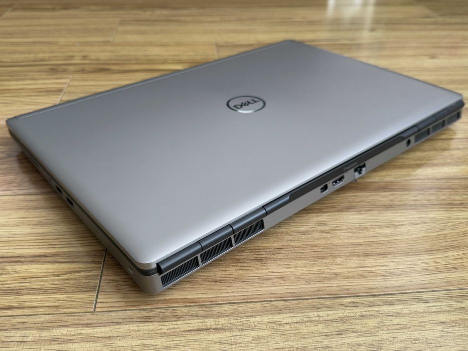 17.3 Dell 7750`Core i7-10850H/RTX 3000/16GB RAM/512GB SSD/FHD IPS