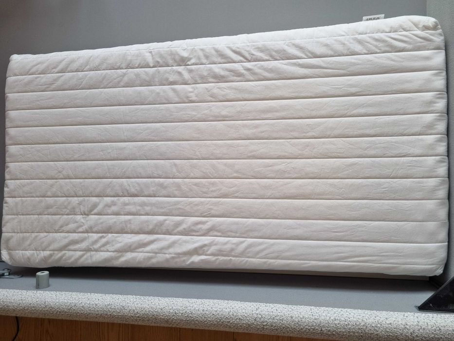 Pătuț bebeluși, saltea și cearceafuri