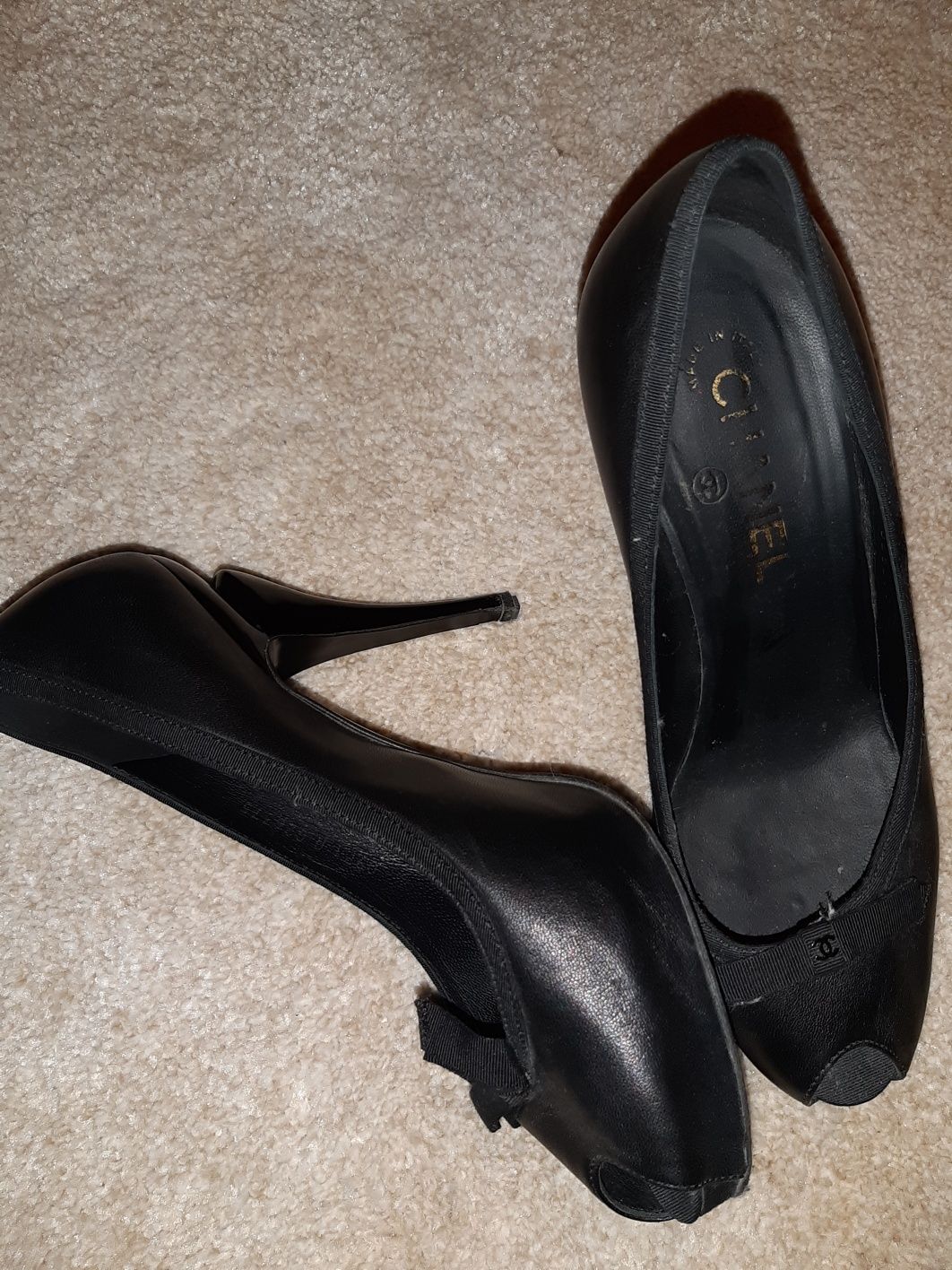 Pantofi Chanel originali din piele