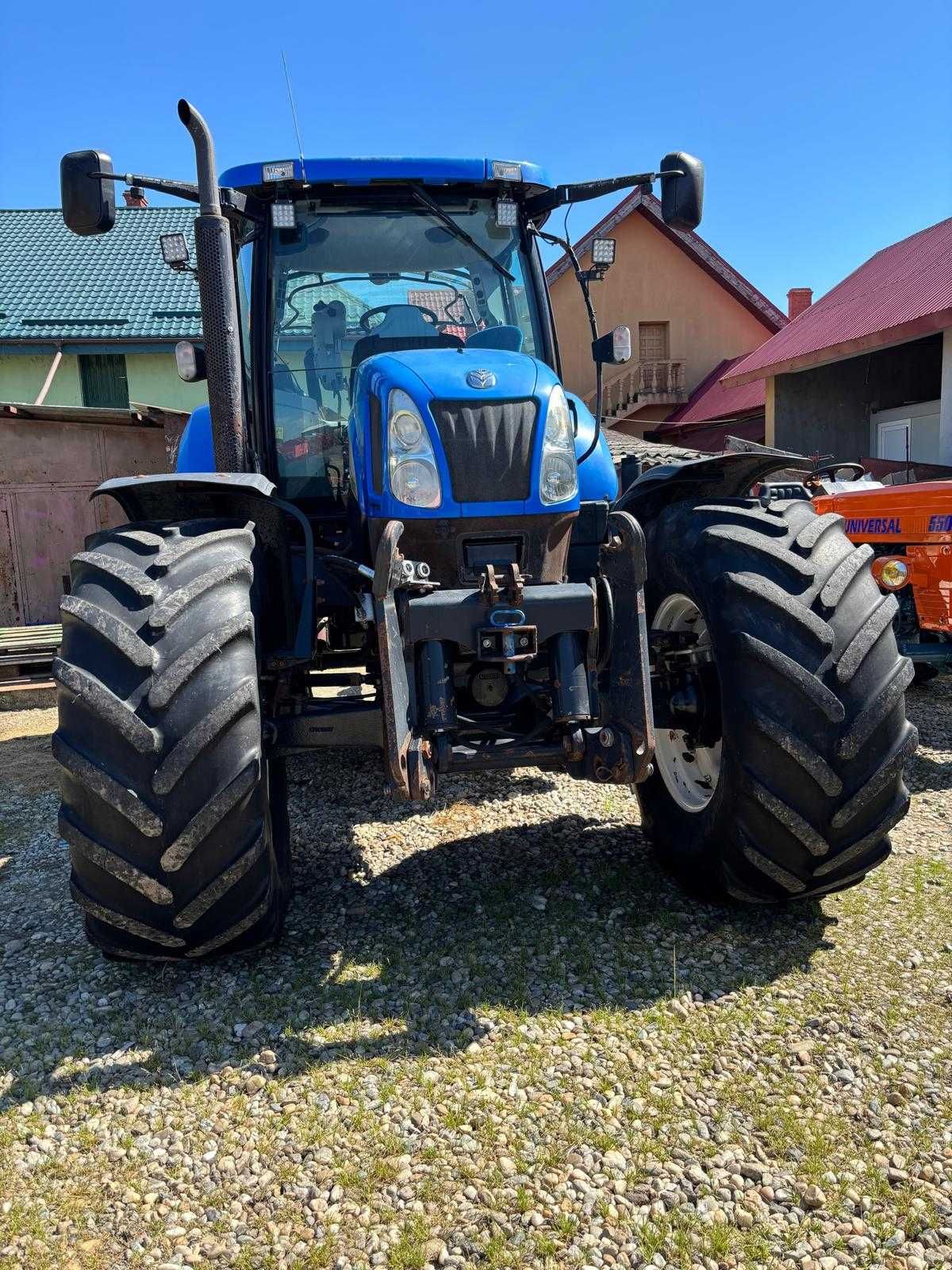 Tractor New Holland T 6070 Premium Elite an 2012 Impecabil import DK