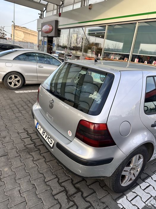 Volkswagen Golf 4 motor 1.4 benzină