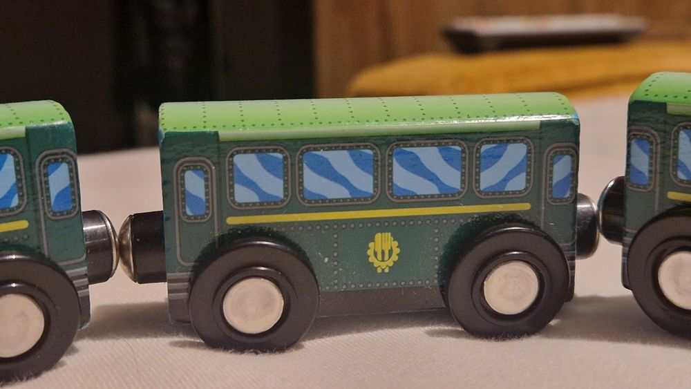 Магнитно влакче с 5 части