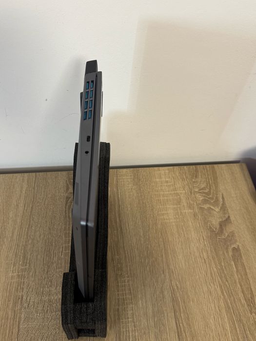 Laptop LOQ RTX 4060 de 8 GB i7-13700H ca NOU RAM 64GB DDR5 Nvme 2TB G4