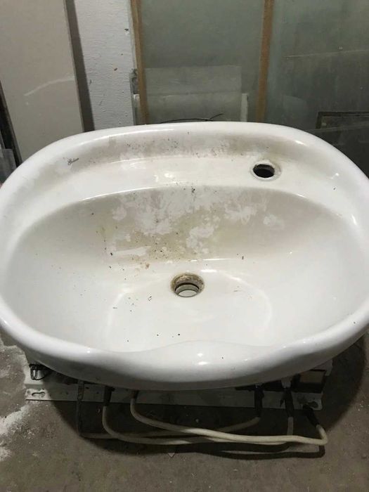 Продаётся мойка для парикмахерской Сартарошхоналар учун мойка сотилади