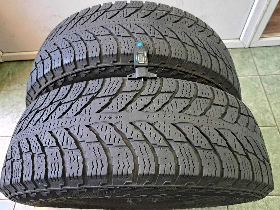 2 anvelope 245/75 R16 Nokian