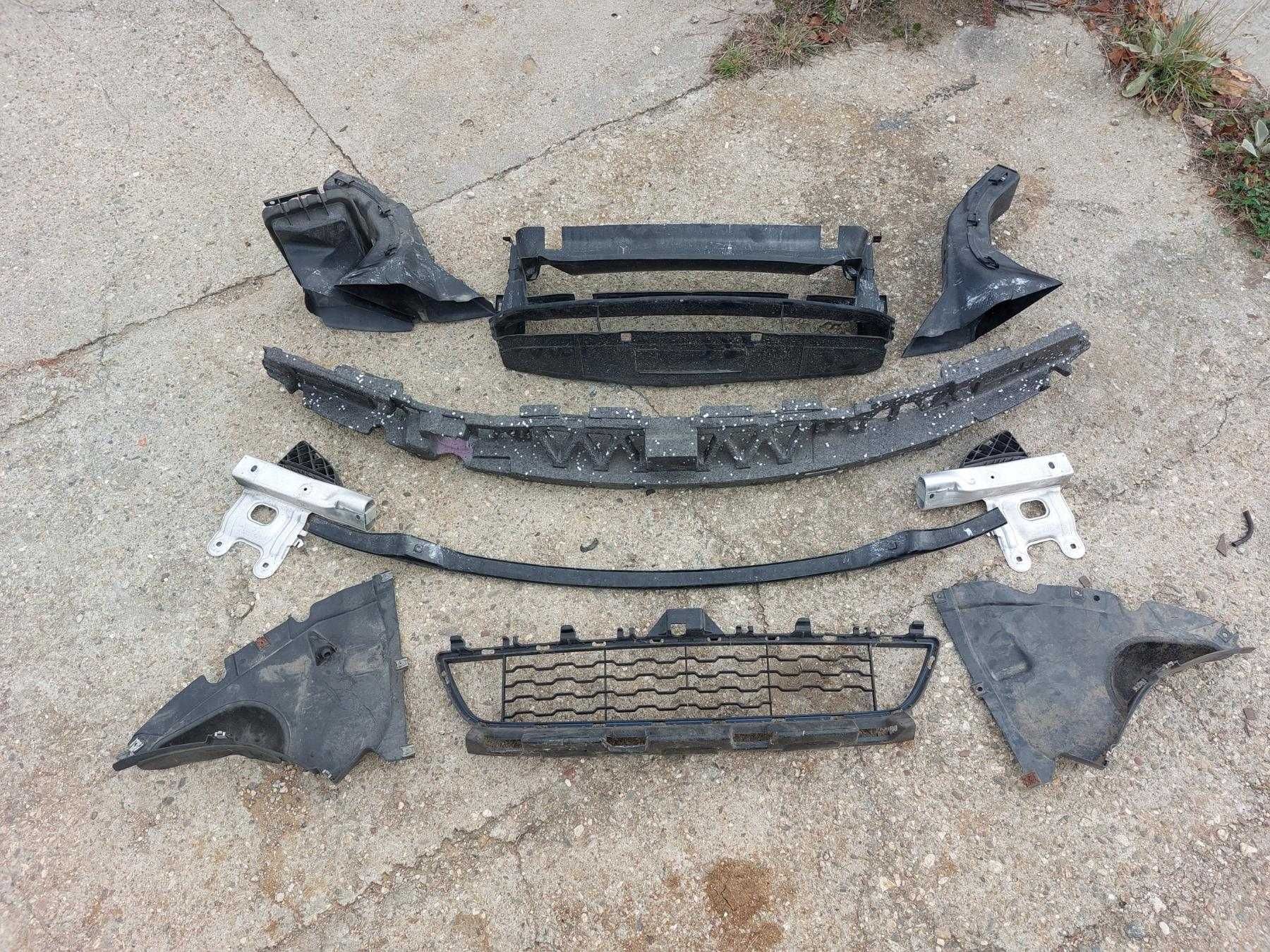 М Прагове и Части за BMW 4er f32 f33 f36  капачки огледала, държач фар