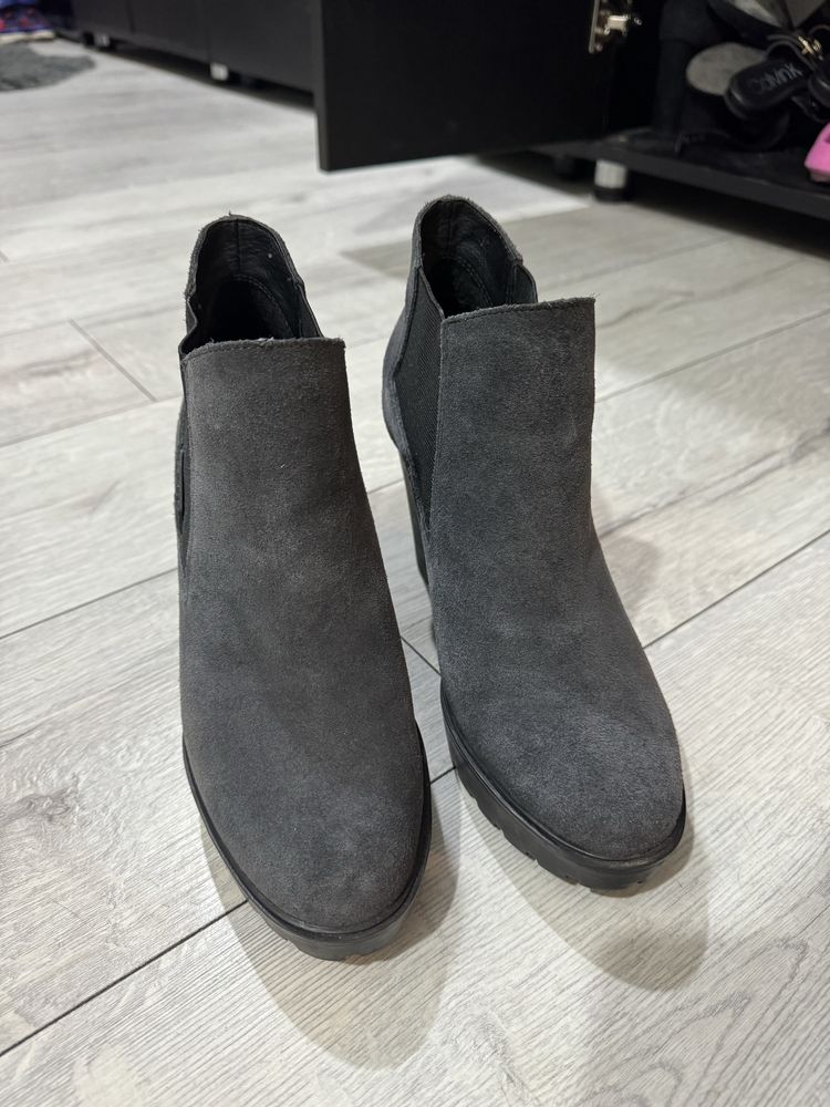 Botine Calvin Klein ,37