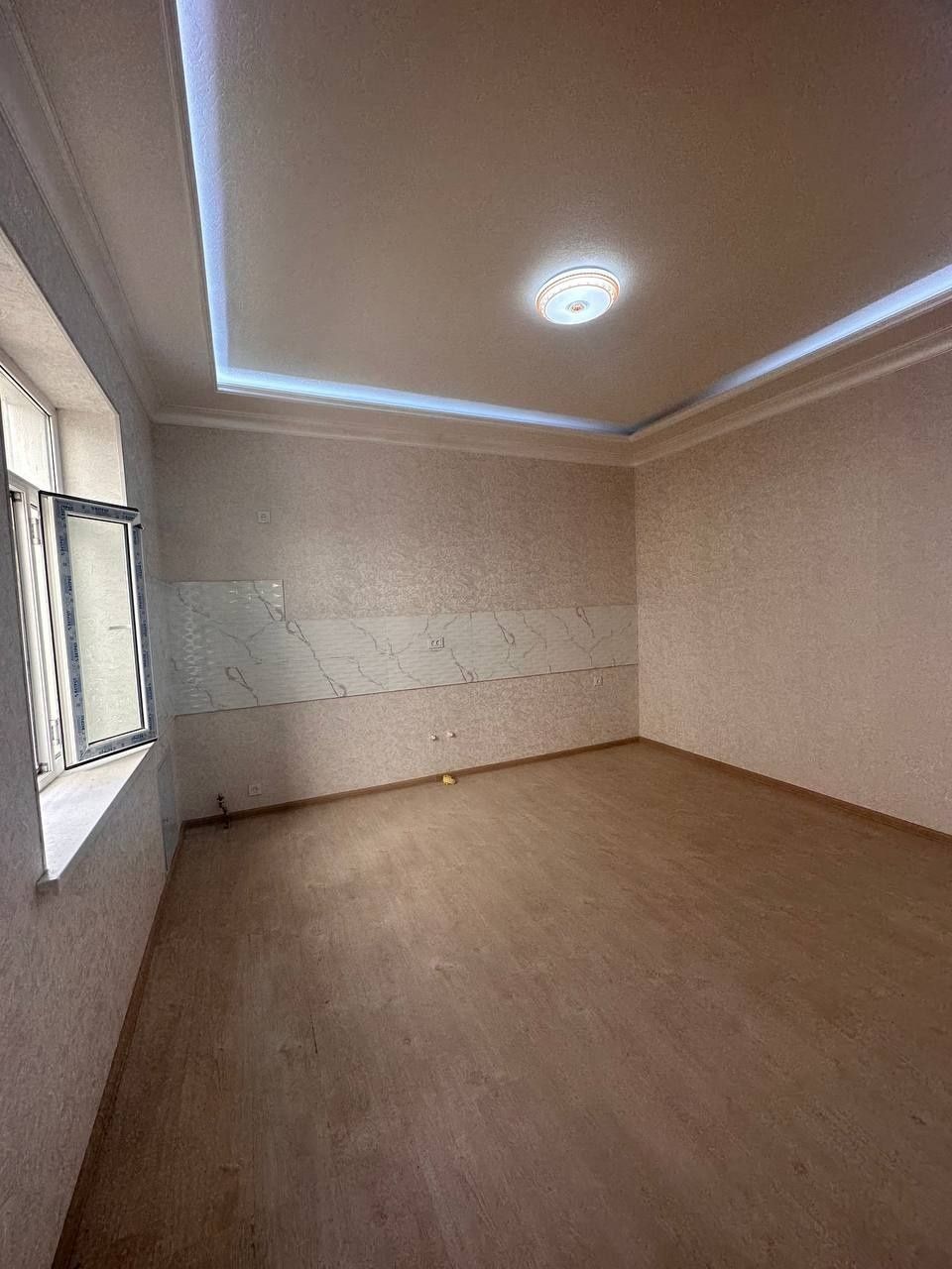 Сергели индекс. 3 комнаты. 70 м². Метро рядом