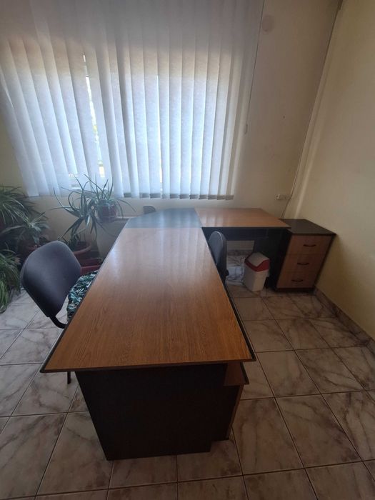 De vânzare mobilier pentru birouri dulapuri.
