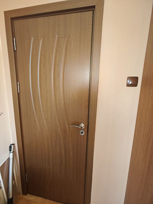 Интериорни врати