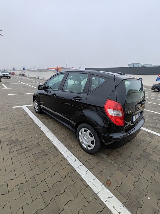 Vând Mercedes-Benz A160 2010