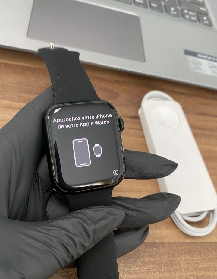 Apple Watch Seria 7 / Green / GPS + Cellular/ 45 mm / Impecabil |