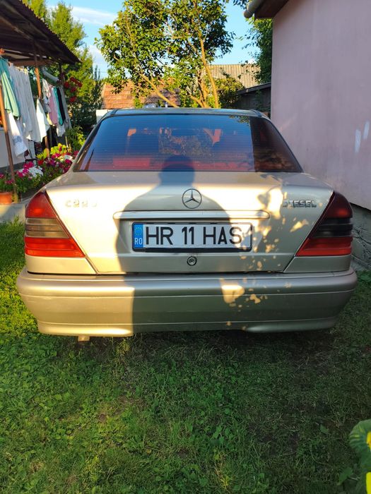 Mercedes-Benz W202 C220 Diesel