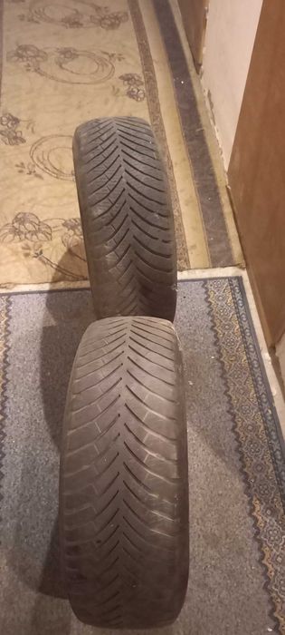 Всесезонни гуми 205/60 R16 2 бр.