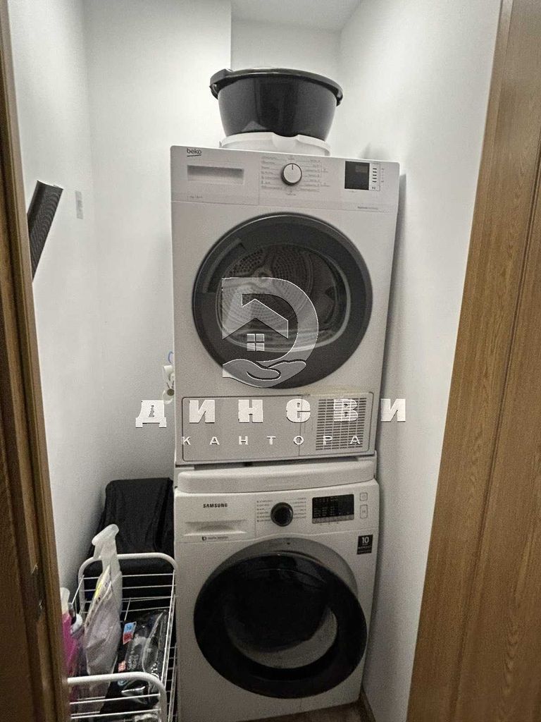 Продава се Тристаен апартамент в Стара Загора, Център - 115 кв.м за 1694 €/кв.м - Снимка #10