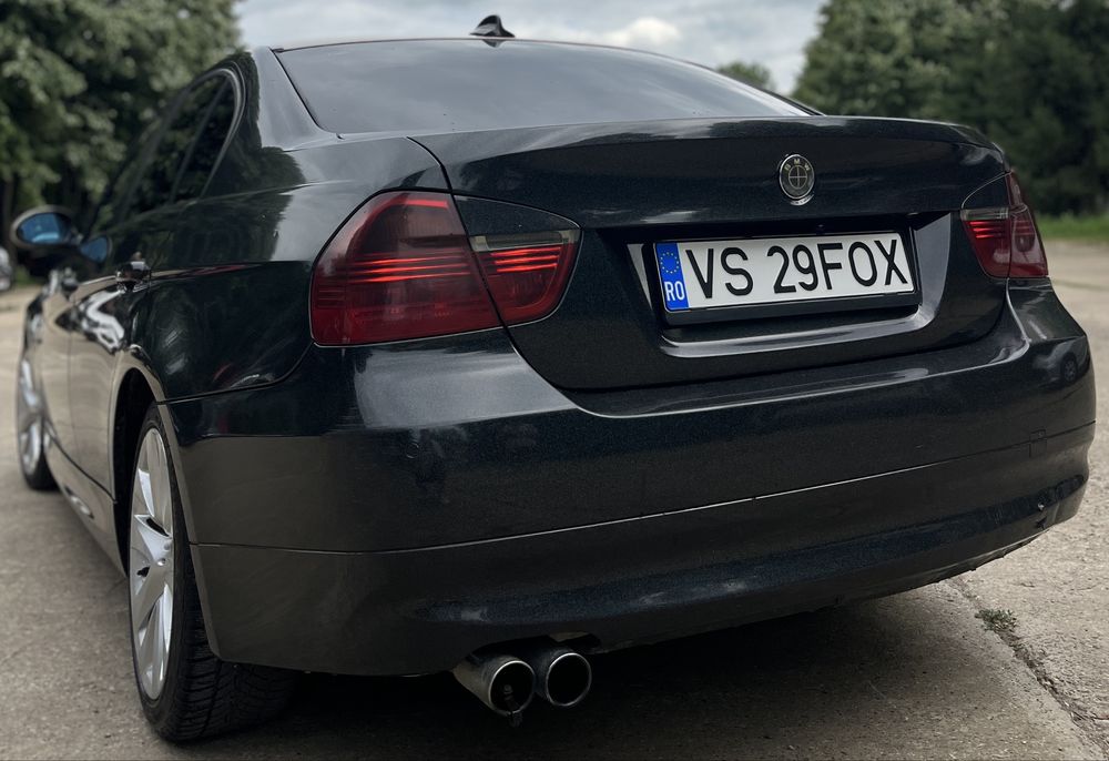 BMW E90 325i - 2007 - 3.0 Benizna - 218 cp - Automat - Navigatie -