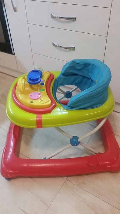 Активна гимнастика и музикална проходилка