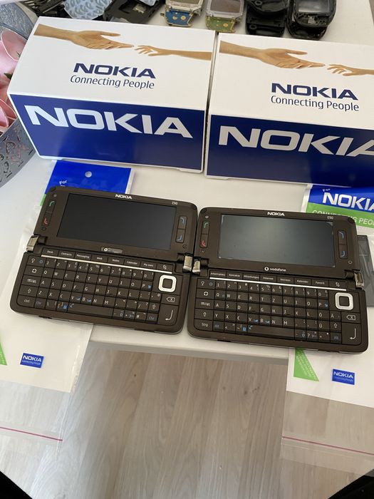 Nokia E90 la cutie