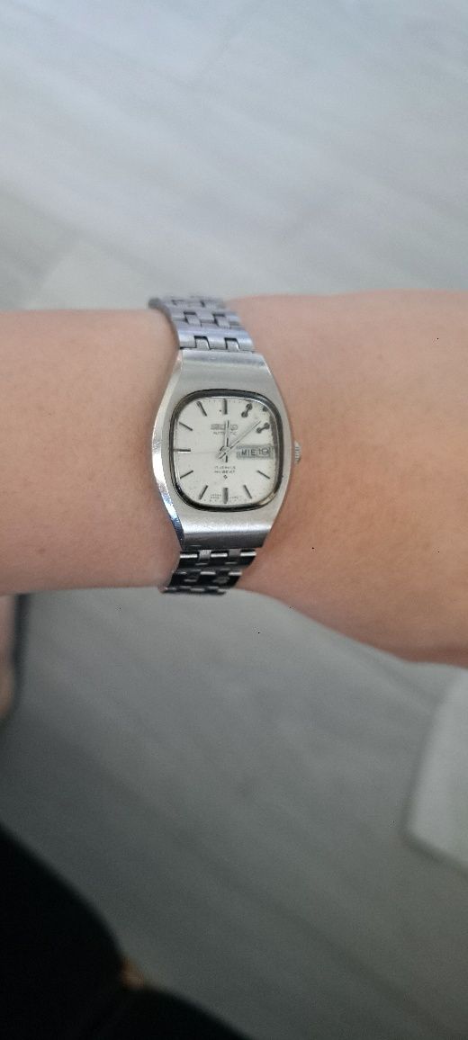 Seiko 5 automatic
