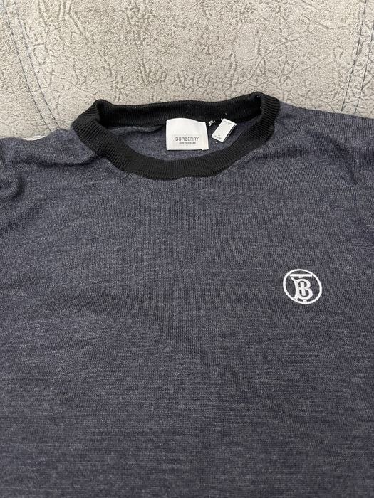 Продам свитера фирменные