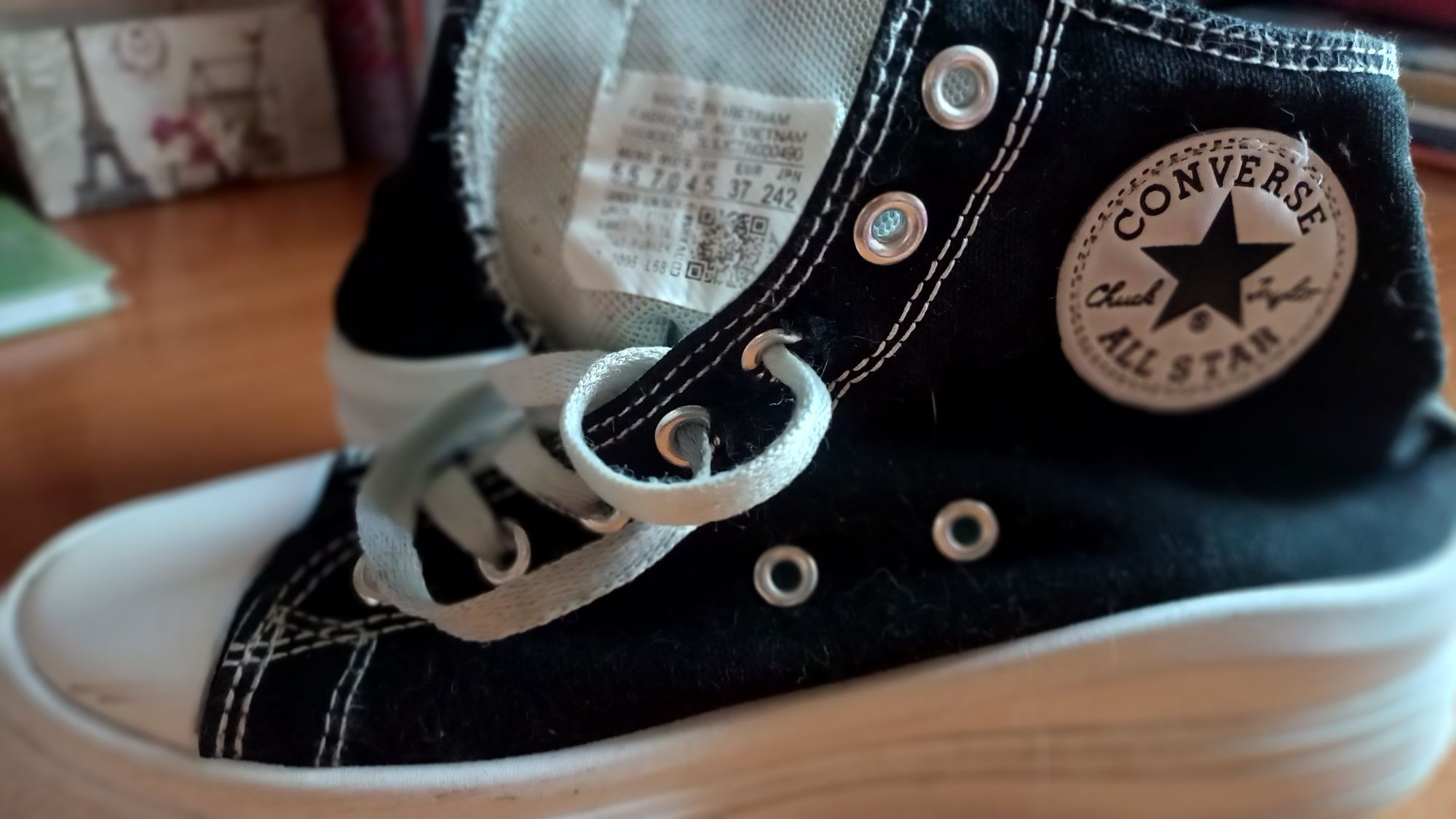 Конверсы  кеды  converse 37 р-р, кроссовки аdidas 38 р-р