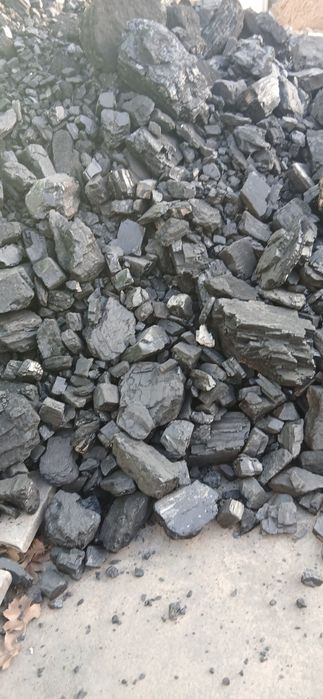 Продам уголь майкубенский,каражарский  в мешках.