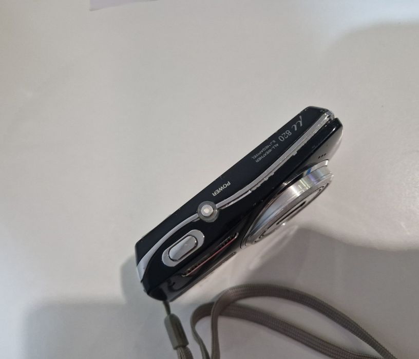 Aparat foto  / camera digitala fara accesorii