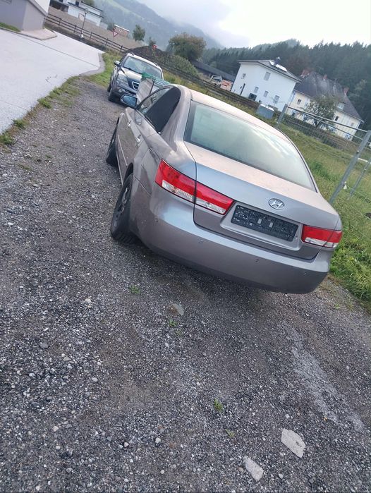 Vând Hyundai sonata an 2007 motor 2 .0
