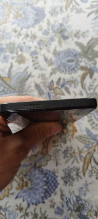 Tecno spark 30 c 4+4/128 gb sotiladi boloshi