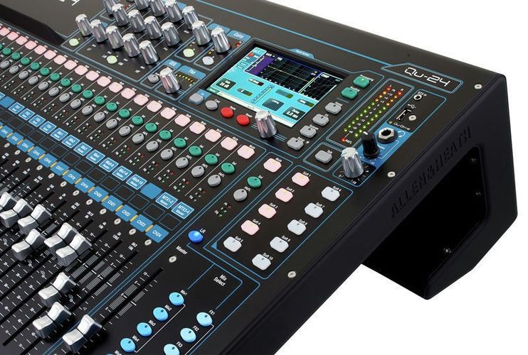 Цифровой микшерный пульт ALLEN&HEATH QU-24