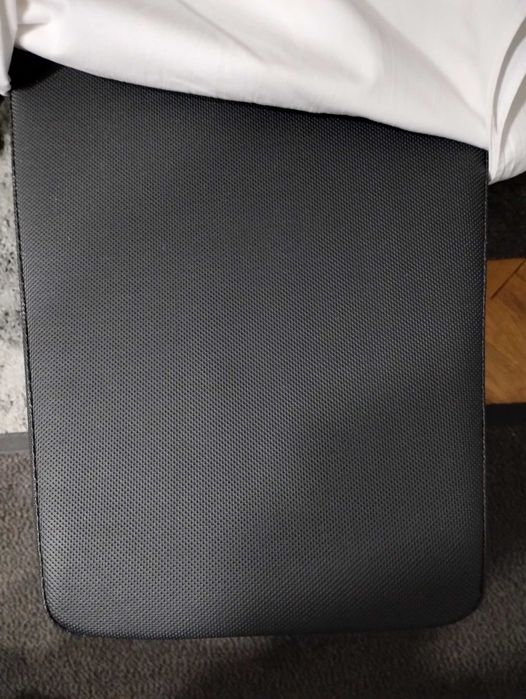 Масивна лежанка с нулева празнина