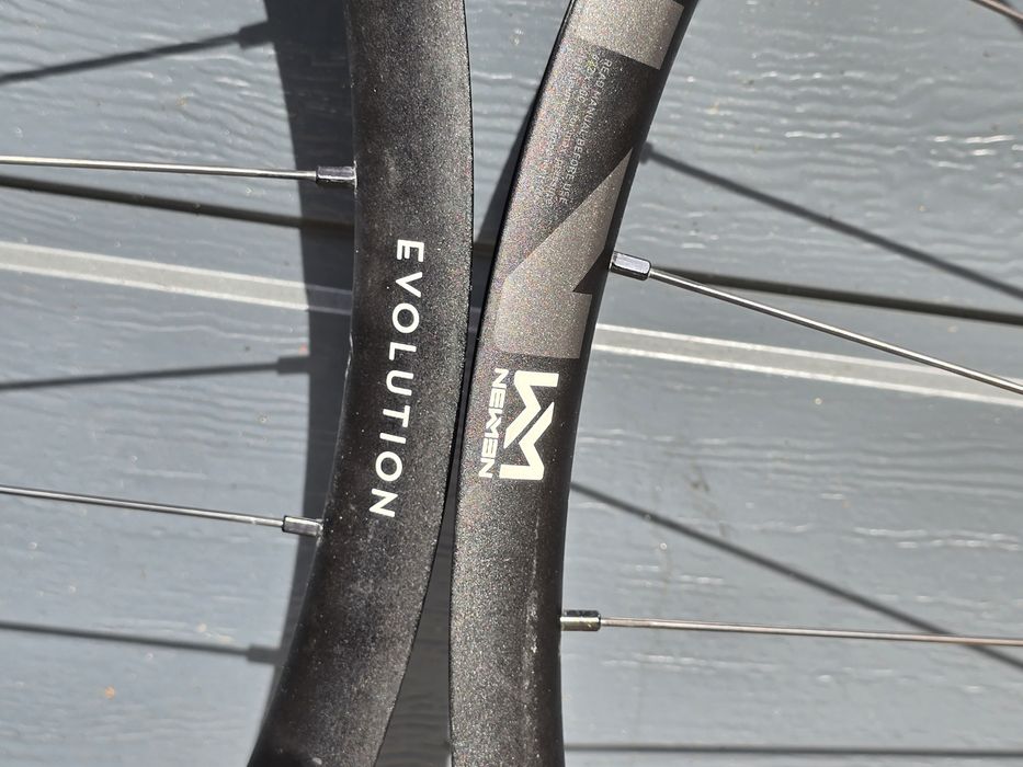 Vând roți pe 29" Newmen